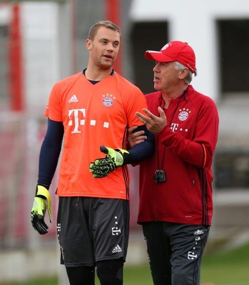 键时刻毫不 键时刻毫不