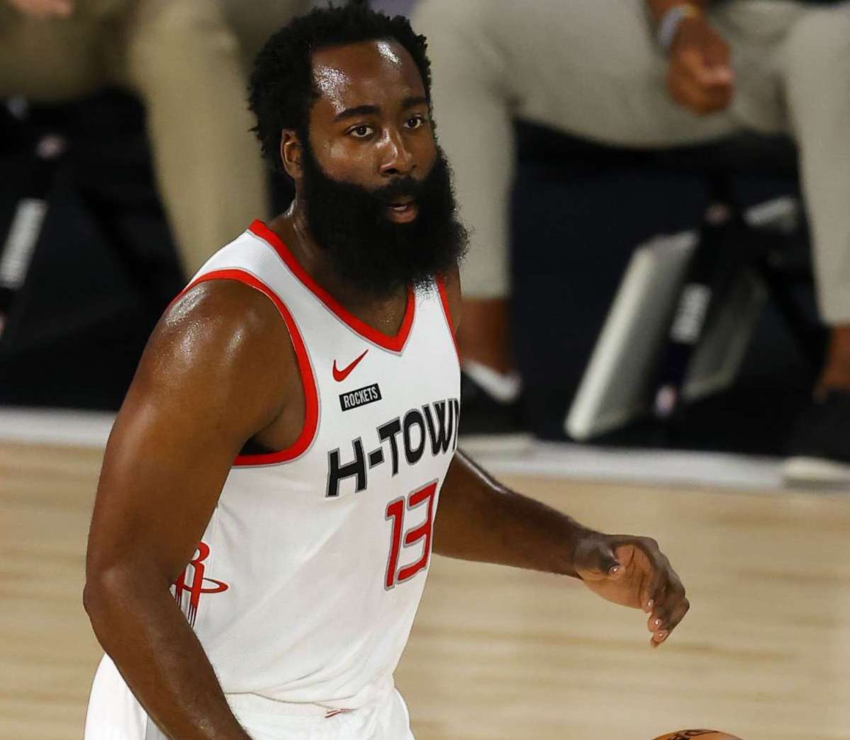 的进攻和稳 的进攻和稳