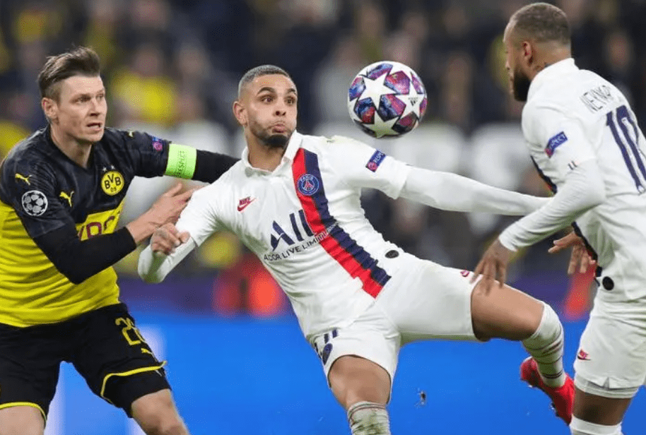 显得更加从 显得更加从